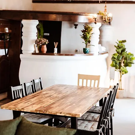 Apartment Rafi Vendeghaz *